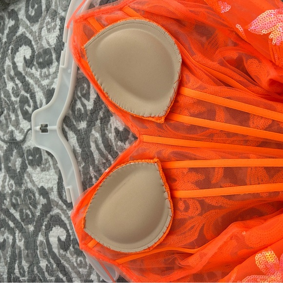 🧡🧡JVN by JOVANI PROM DRESS🧡🧡 - Picture 13 of 16